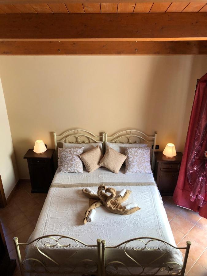 Villa Santa Maria  B&B La Casetta מראה חיצוני תמונה